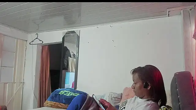 Snapshot of Laflaka22 chatting on 05/11/26, 03:18 Laflaka22 online show from 05/11/26, 03:18