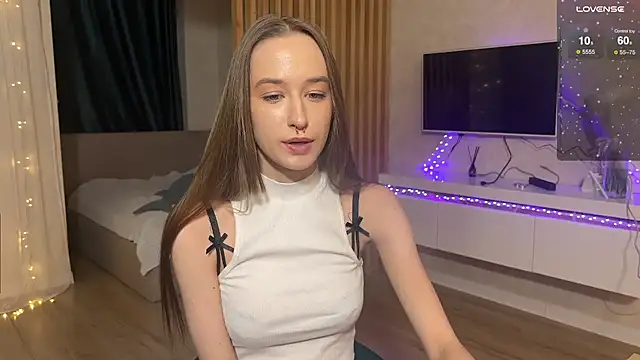 Sweett Monica online show from 12/29/24, 10:12