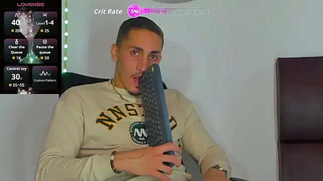 MikeRoss7777 online show from 10/11/25, 05:17