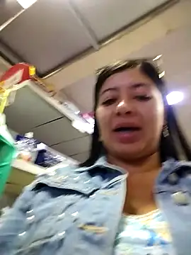 Ariana-pp03 online show from 10/15/25, 11:16