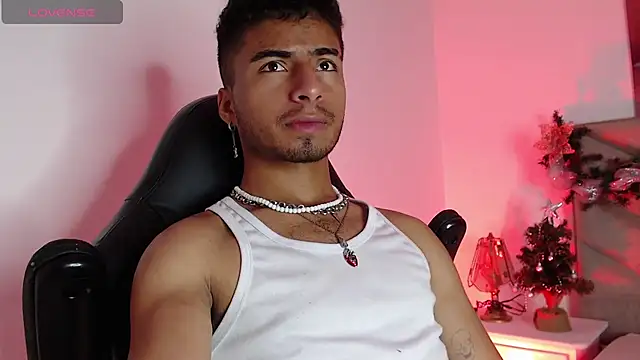 JuanCamiilo 66 online show from 12/02/24, 03:37