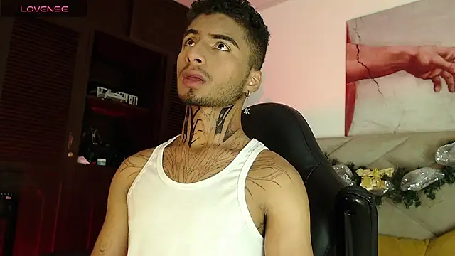JuanCamiilo 66 online show from 12/05/24, 03:15