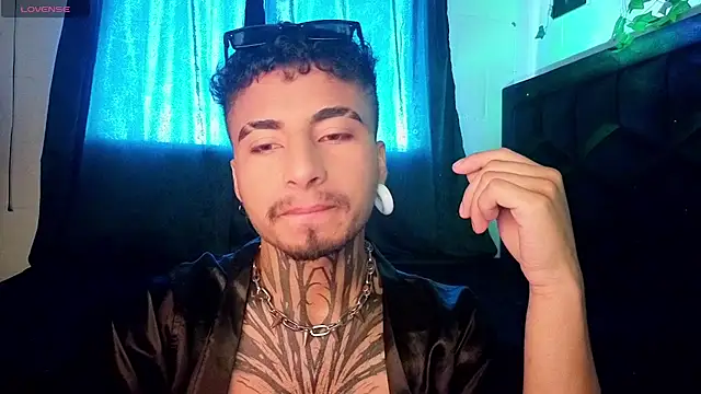 JuanCamiilo 66 online show from 05/26/26, 01:07