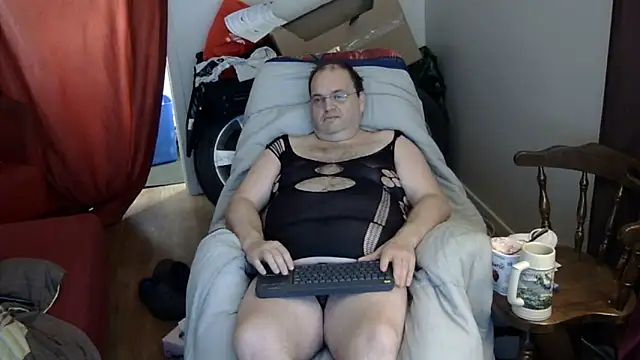 caressonnous online show from 12/05/25, 03:52