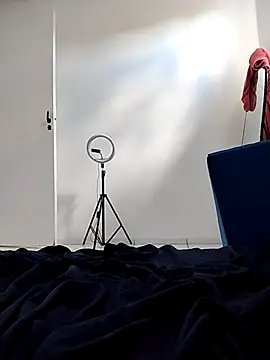 Yara0k online show from 09/15/25, 11:43