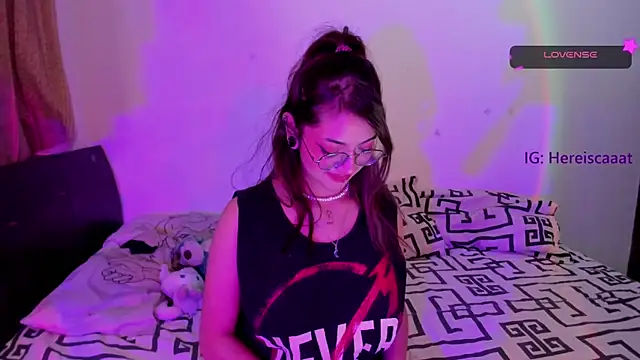 Snapshot of cataleya_kyuu__ chatting on 01/10/25, 02:25 cataleya kyuu online show from 01/10/25, 02:25