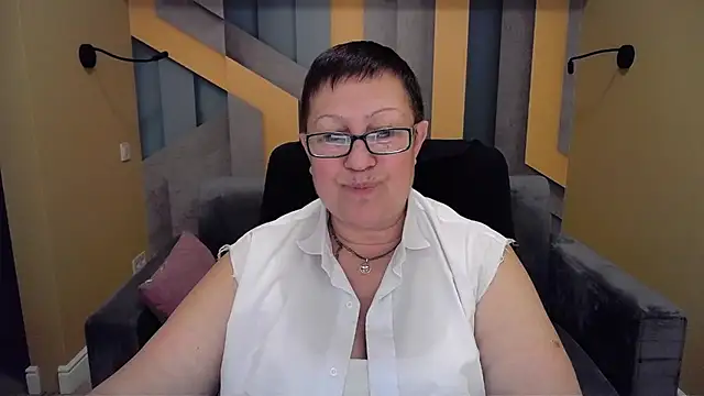 BarbaraTurners online show from 12/15/24, 09:53