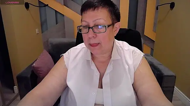 BarbaraTurners online show from 12/23/24, 06:16