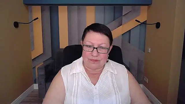 BarbaraTurners online show from 12/19/25, 06:59