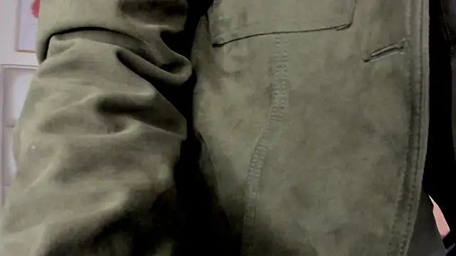 Snapshot of ZukyXYakihiro89 chatting on 02/25/25, 03:49 ZukyXYakihiro89 online show from 02/25/25, 03:49