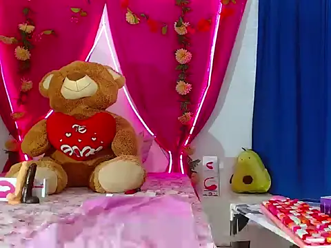 natashakissess online show from 10/16/25, 03:57