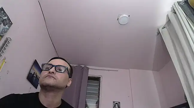 Snapshot of ClarkGiven chatting on 03/09/25, 07:23 ClarkGiven online show from 03/09/25, 07:23