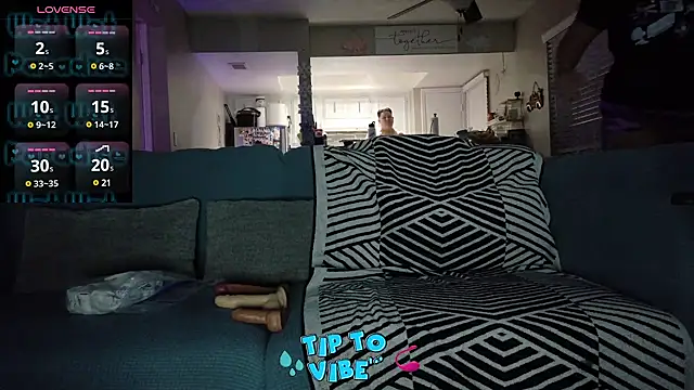 honeeyyy pot online show from 12/04/24, 12:30