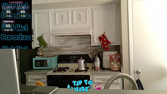 honeeyyy pot online show from 12/09/24, 11:24