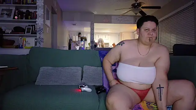 honeeyyy pot online show from 12/13/24, 03:27