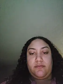 honeeyyy pot online show from 10/31/25, 12:11