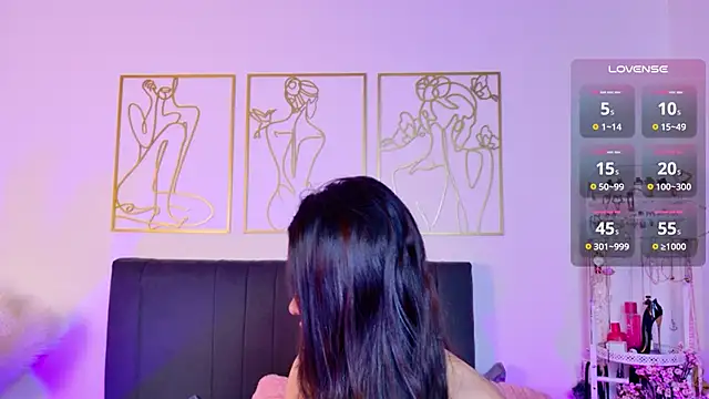 Snapshot of summer_holiday chatting on 10/02/25, 04:52 summer holiday online show from 10/02/25, 04:52