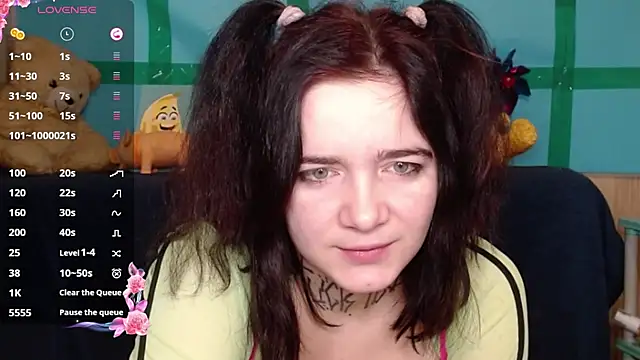 Snapshot of Yours_good_mood chatting on 02/02/25, 06:15 Yours good mood online show from 02/02/25, 06:15