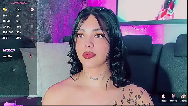 Snapshot of Emmaa_Saenz_ chatting on 11/02/25, 08:55 Emmaa Saenz online show from 11/02/25, 08:55