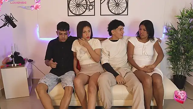 Snapshot of Crazy_nigth01 chatting on 10/12/25, 01:37 Crazy nigth01 online show from 10/12/25, 01:37