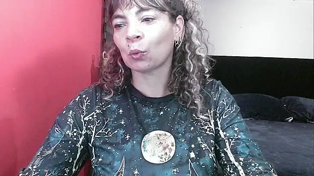 charlotedoll online show from 10/22/25, 04:13