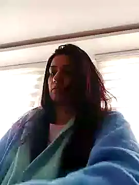 Snapshot of ZajiraShane chatting on 01/11/25, 05:40 ZajiraShane online show from 01/11/25, 05:40