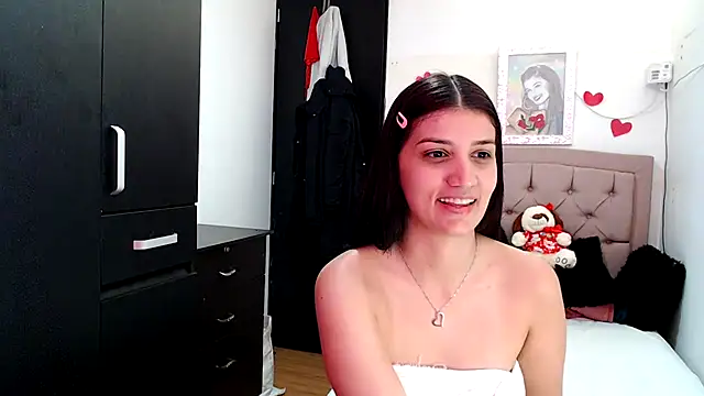 Snapshot of ZajiraShane chatting on 03/08/25, 11:58 ZajiraShane online show from 03/08/25, 11:58