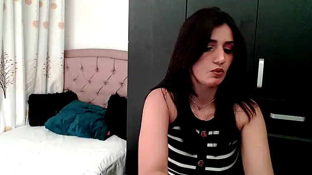 Snapshot of ZajiraShane chatting on 03/15/25, 01:30 ZajiraShane online show from 03/15/25, 01:30