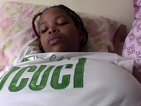 queen-sasha online show from 10/06/25, 07:11