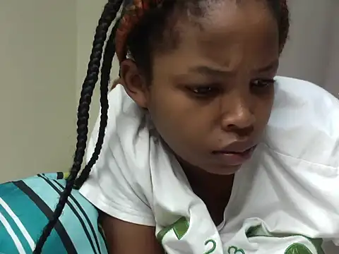 queen-sasha online show from 10/13/25, 02:17