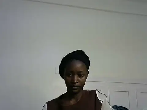 thicky anncy online show from 12/07/24, 06:48