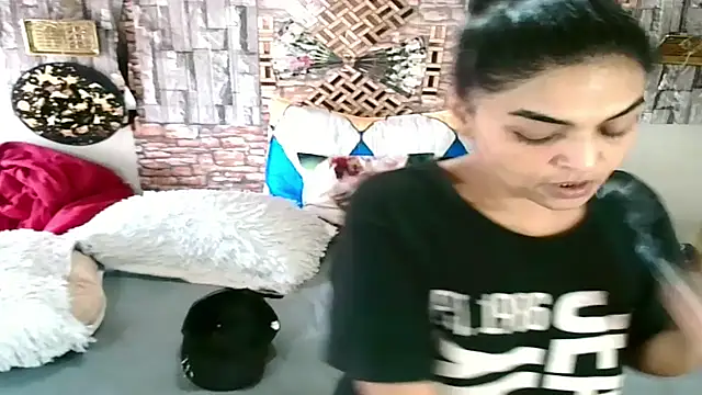 Indian Blaze00 online show from 10/29/25, 09:55