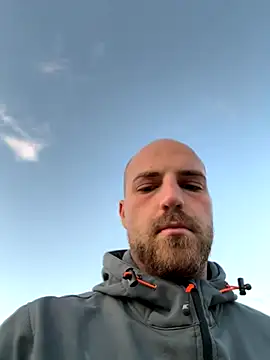 parallelo990 online show from 10/24/25, 05:48