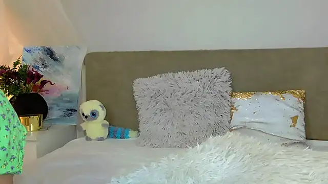 Snapshot of LuisaSin chatting on 12/02/25, 07:14 LuisaSin online show from 12/02/25, 07:14