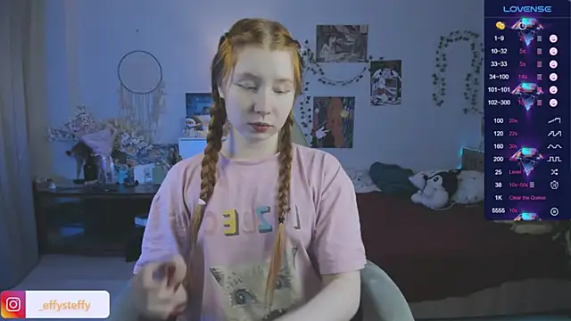 CallMeEffy1 online show from 12/03/25, 07:34