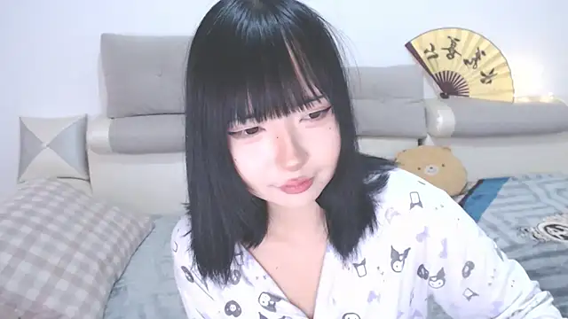 Snapshot of your_angela chatting on 09/29/25, 07:46 your angela online show from 09/29/25, 07:46