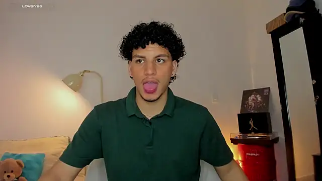 Curlblue online show from 09/19/25, 04:36