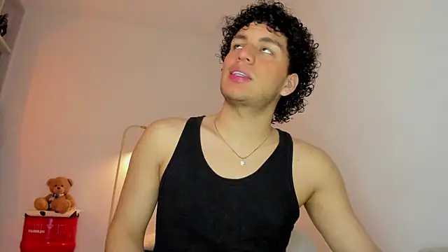 Curlblue online show from 11/11/25, 02:22