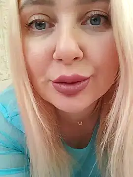 LadyLolyPop  online show from 11/16/25, 06:30