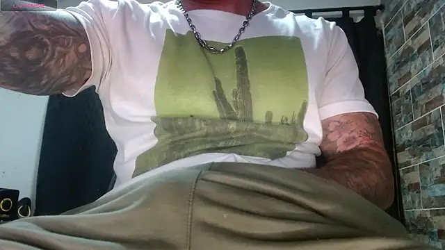 Snapshot of babyrecord1 chatting on 09/30/25, 11:10 babyrecord1 online show from 09/30/25, 11:10