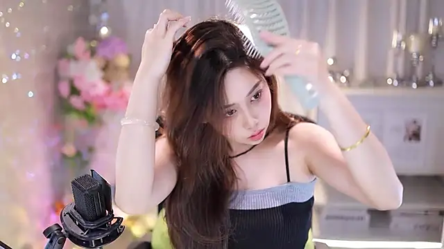 SleepArtist online show from 10/18/25, 01:01