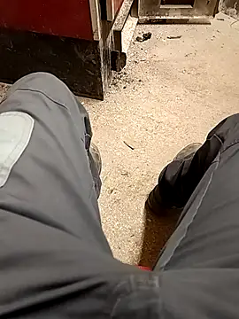 Snapshot of vadszex31 chatting on 02/25/25, 07:42 vadszex31 online show from 02/25/25, 07:42