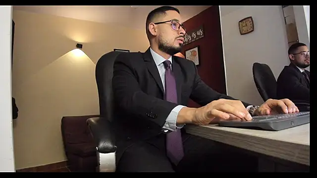 Snapshot of thesexlawyer1 chatting on 12/19/25, 03:13 thesexlawyer1 online show from 12/19/25, 03:13