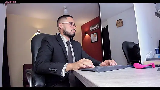 Snapshot of thesexlawyer1 chatting on 02/22/26, 03:40 thesexlawyer1 online show from 02/22/26, 03:40