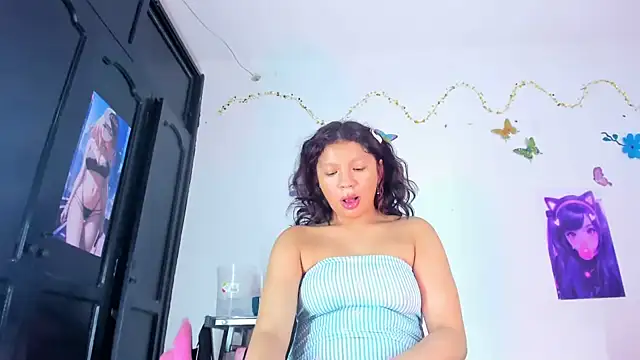 Emily Coper18 online show from 02/08/25, 04:57
