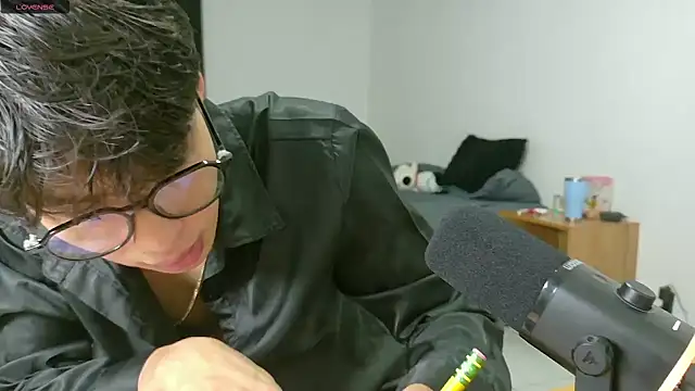 Jacotnk online show from 10/06/25, 03:59