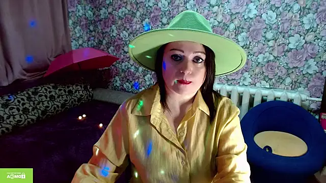 Julia-ru online show from 09/25/25, 09:29