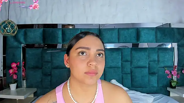 Abril Gomez06 online show from 06/11/26, 02:53