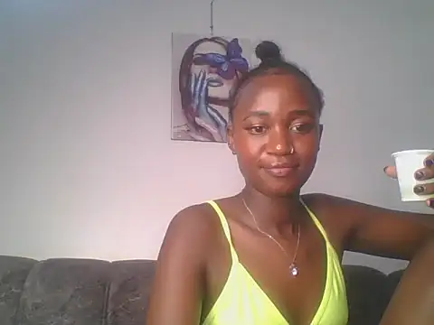 MissLilly1 online show from 02/18/25, 08:25