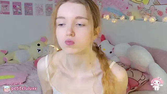petiteluluxx online show from 12/14/24, 08:56